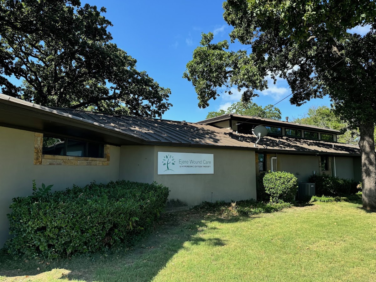 Ejere Wound Care and Hyperbaric Oxygen Therapy — clinic photo