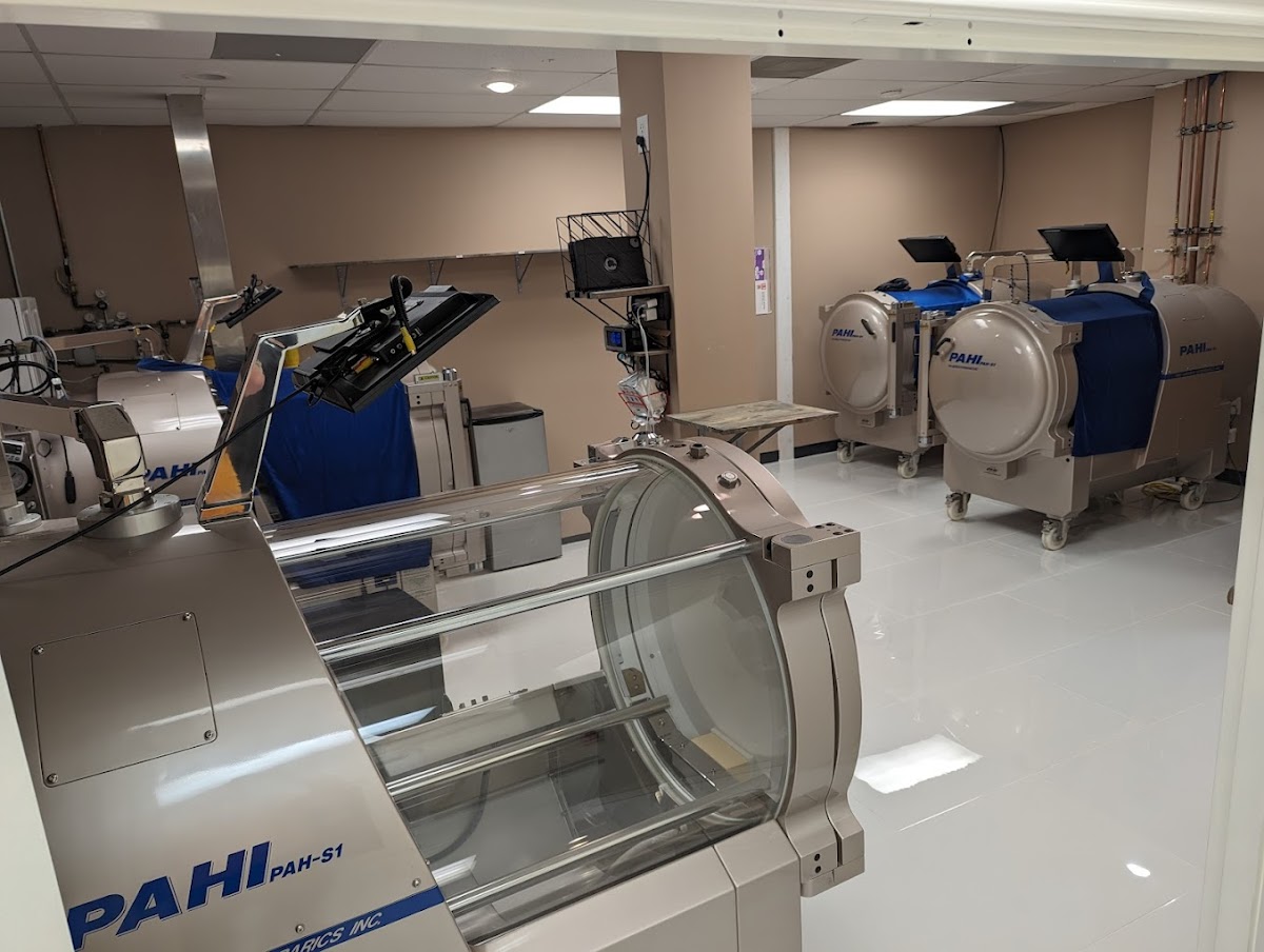 Houston Hyperbaric Oxygen Center — clinic photo
