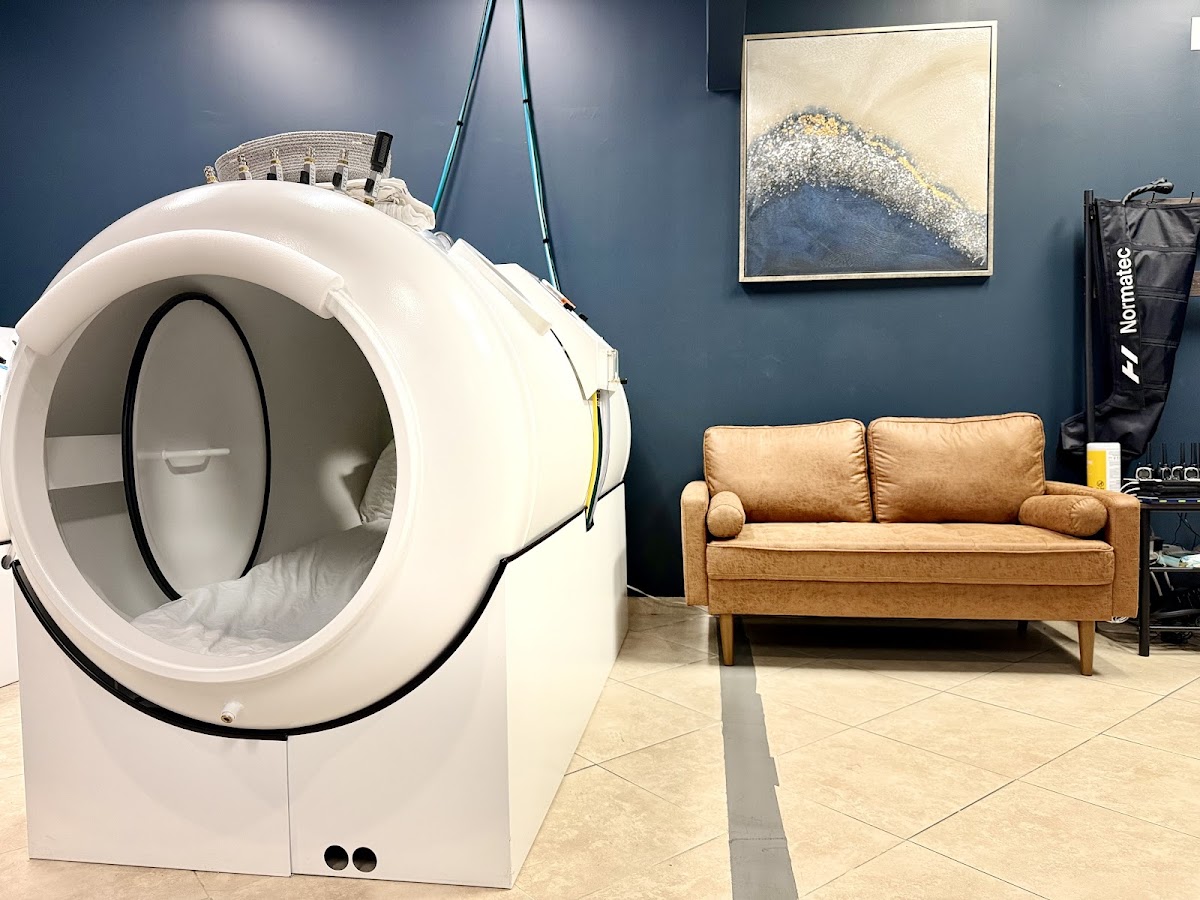 OxygenWell Hyperbaric Oxygen Center — clinic photo