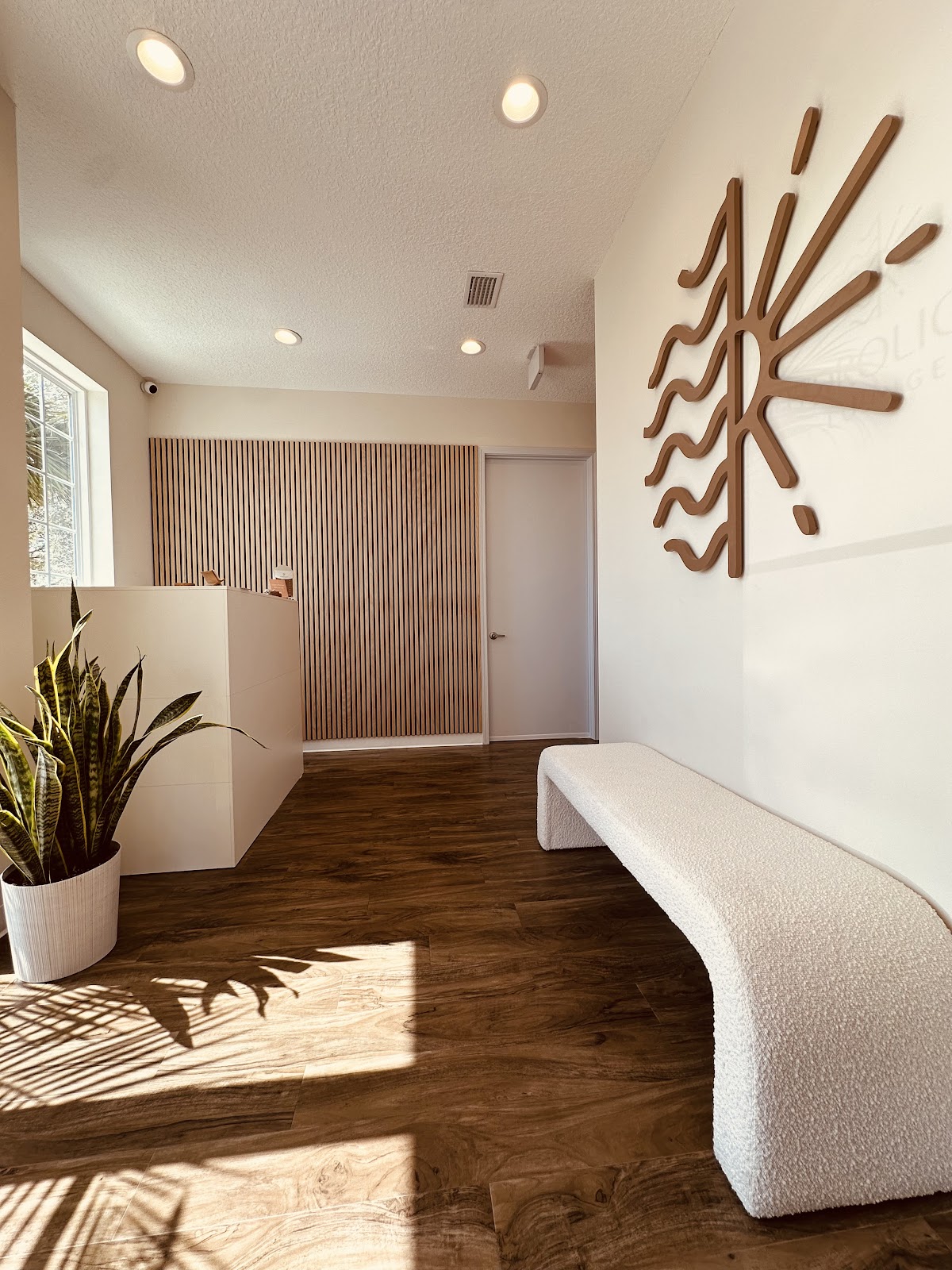 HydroLight Lounge — clinic photo