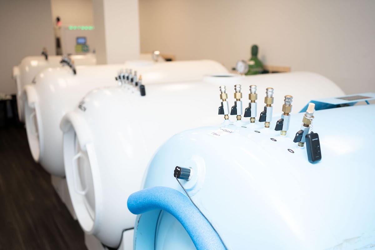 Valley Health & Hyperbarics — clinic photo