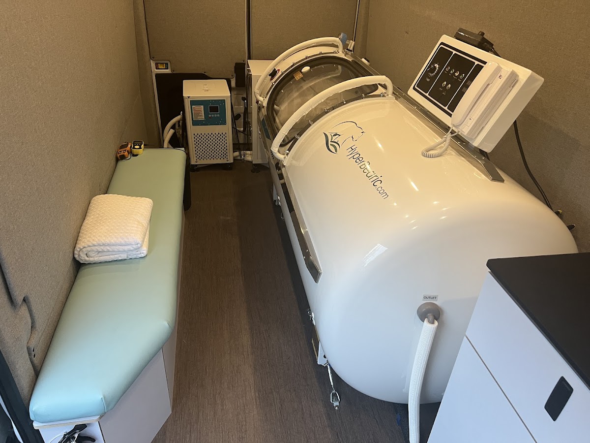 HyperBearic - mobile hyperbaric oxygen therapy and chamber sales — clinic photo