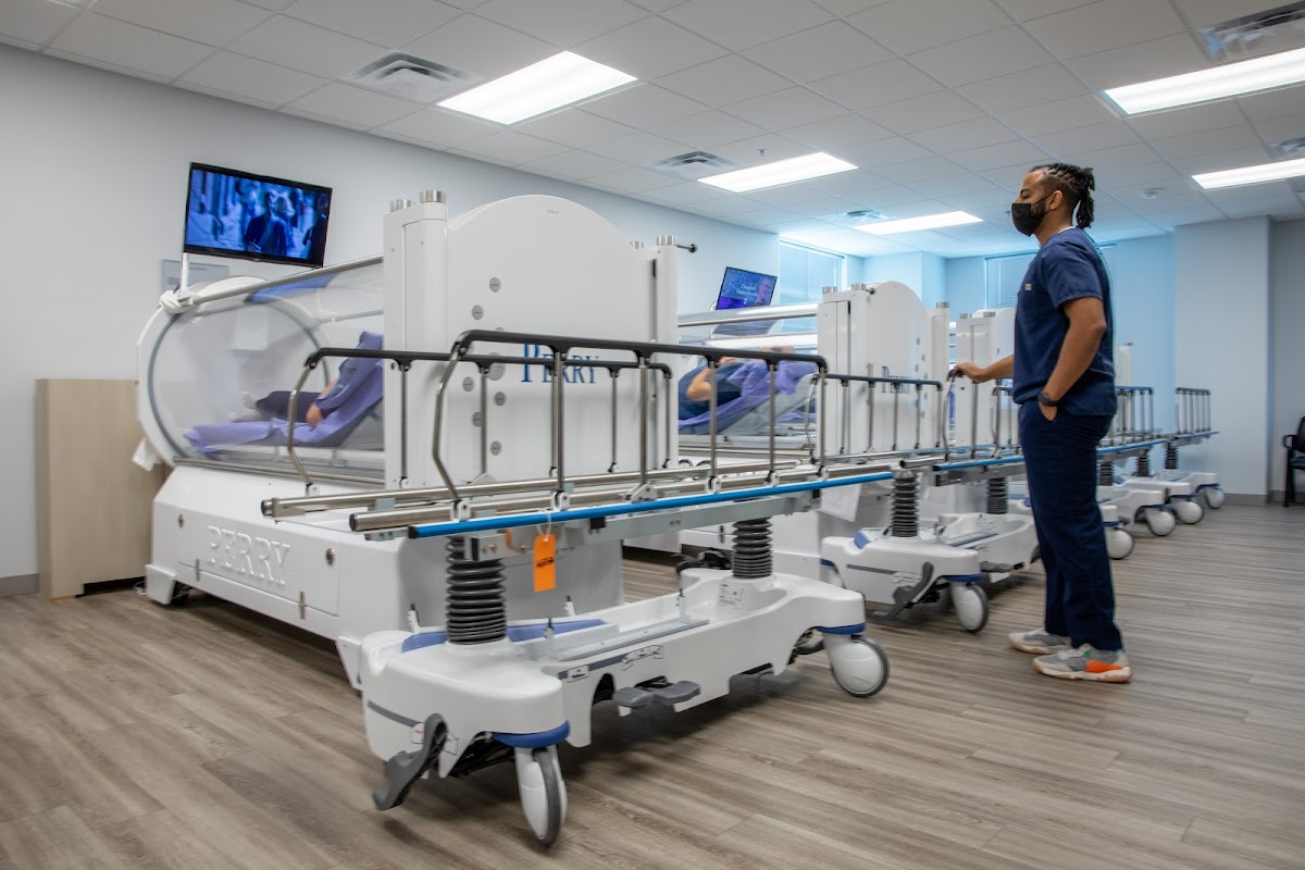 Wound Evolution - Wound Care and Hyperbaric Medicine — clinic photo